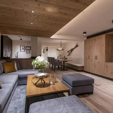 Beautiful Contemporary 2 Bedroom Appartamento Lech am Arlberg