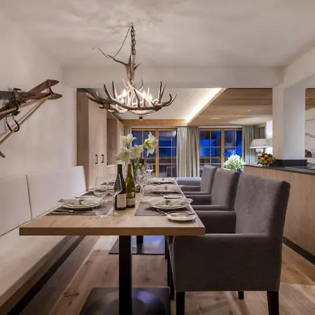 Beautiful Contemporary 2 Bedroom Appartamento Lech am Arlberg